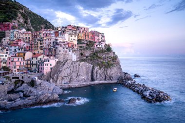 Manarola, Cinque Terre, Liguria, İtalya. Yüksek kalite fotoğraf