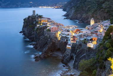 Güzel kasaba Vernazza, Cinque Terre, Liguria, İtalya. Yüksek kalite fotoğraf