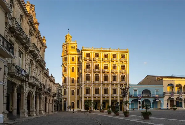 stock image Plaza Vieja, the very heart of old Habana, amazing by day and fascinating at night. of Old Square. High quality photo