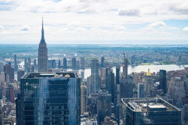 New York City, Manhattan şehir merkezindeki Hudson Yards 'daki The Edge Observatory Platformu. Yüksek kalite fotoğraf