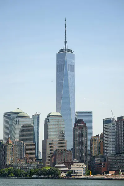 Dünya Ticaret Merkezi kompleksindeki binalar, One World Trade Center dahil. Yüksek kalite fotoğraf