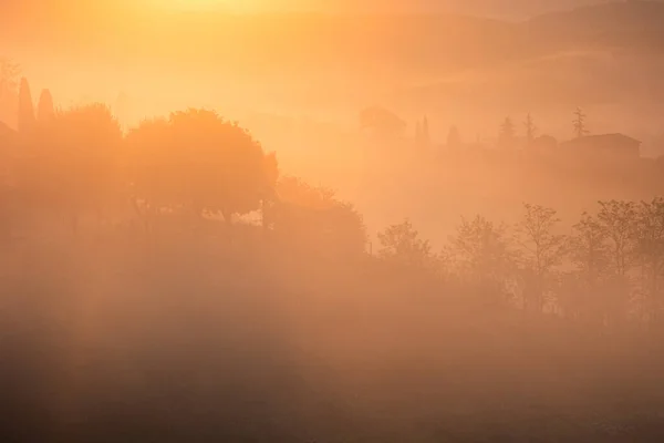 Een Landhuis Heuvels Toscane Bij Het Eerste Licht Van Dag — Stockfoto
