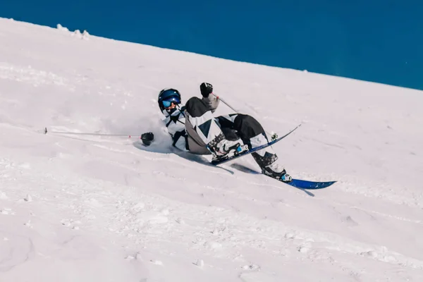 Karpaty Ukraine Février 2023 Les Skieurs Snowboarders Freeride Par Temps — Photo