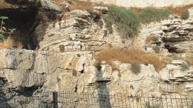 Golgotha Dağı, İsa 'nın çarmıha gerildiği varsayılan yer, Arimathea' lı Yusuf 'un bahçesi, Bahçe Mezarı, Kudüs, İsrail