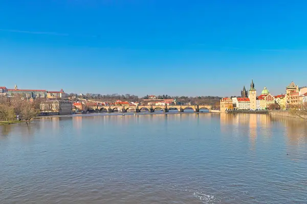 Uitzicht Karelsbrug Praag Vanaf Moldau Tsjechië — Stockfoto
