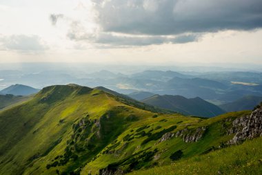Hleb 'den Mala Fatra' nın Altın Saat Panoraması