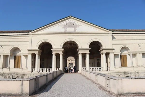 이탈리아의 만토바 2023 궁전의 겨울철에 만토바에 건물들의 시내에 피아자 아름다운 — 스톡 사진