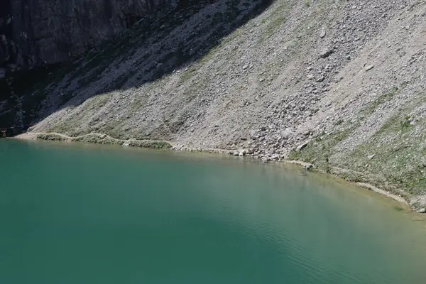 Alto Adige Włochy Lipca 2023 Jezioro Boe Małe Alpejskie Jezioro — Zdjęcie stockowe