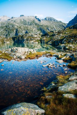 Carisolo gölleri Madonna di Campiglio yakınlarında.