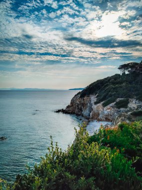 Elba Adası 'nın güzellikleri üzerine harika bir manzara