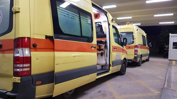 Ambulance Nouzové Nosítka Pacient Vozík Chodba — Stock fotografie
