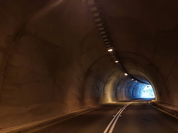 Túnel Estrada Rua Carro Luzes Rodovia Tráfego Para Fundo — Fotografia de Stock
