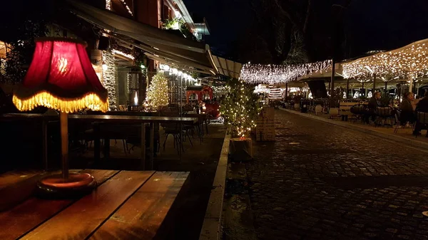 Xmas Noite Natal Ioannina Cidade Greece Luzes Café Lojas Estradas — Fotografia de Stock
