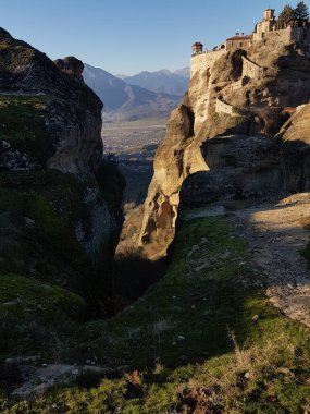 Yunan Trikala mükemmeliyetindeki meteora kilise manastırı, Ortodoks inanç merkezi manastırı