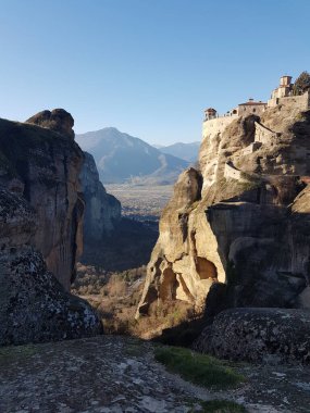 Yunan Trikala mükemmeliyetindeki meteora kilise manastırı, Ortodoks inanç merkezi manastırı