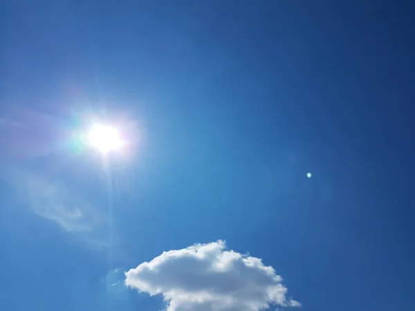 Sol Himmel Blå Solig Dag Spirng För Bakgrund — Stockfoto