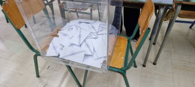 2023 'te seçim merkezinde oy sandığı seçimleri