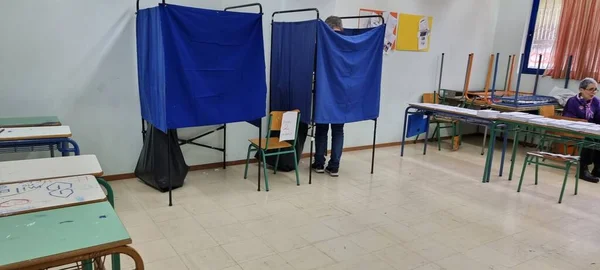 Élections Dans Les Urnes Grecques Dans Centre Électoral 2023 — Photo
