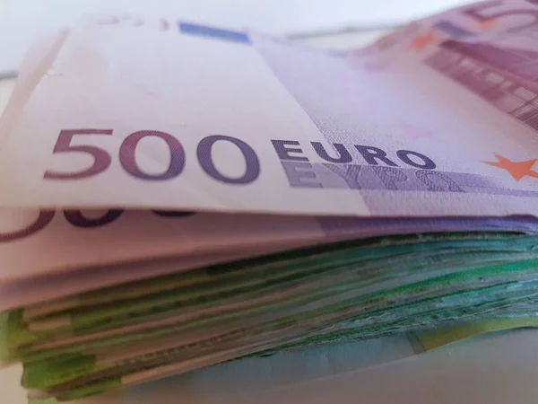 Banconote Moneta Euro 100 Isolate Tavolo Bianco Mercato Backgrond Prestito — Foto Stock
