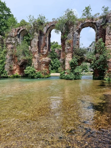 Oude Romeinse Aquaduct Het Dorp Agios Georgios Door Het Dorp — Stockfoto