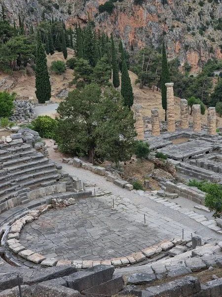 Yunan Delphi Appolo Tapınak Sütunları Eski Kahin Kalıntıları — Stok fotoğraf