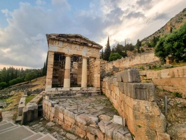 Delphi Yunan Hazinesi Antik Yunan tarihi 