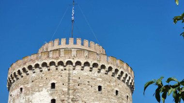 Selanik beyaz kule manzaralı termaikkos körfez caddeleri Avrupa trafiği