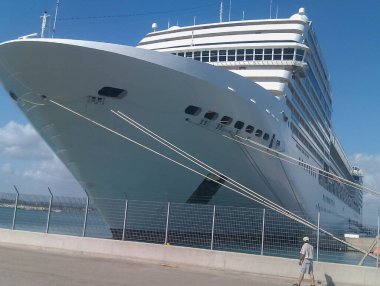 Katakolo limanında gemi turu Yunanistan 'ı bekliyor