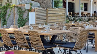 Yunanistan 'da yaz tatili öncesi Mytikas Plajı