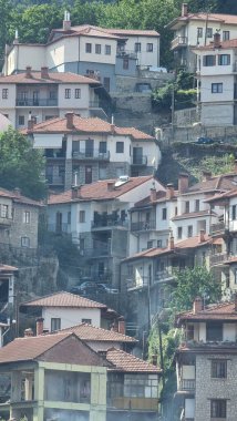 Metsovo şehri Yunan turistleri yaz aylarında Pindos dağlarında restorasyon yapıyorlar