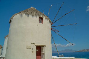 Mykonos Adası 'ndaki yel değirmenleri 