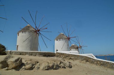 Mykonos Adası 'ndaki yel değirmenleri 