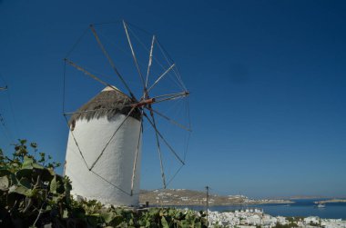 Mykonos Adası 'ndaki yel değirmenleri 