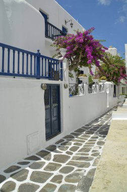 Yunan Çağı deniz adalarındaki mykonos veya mikonos adaları