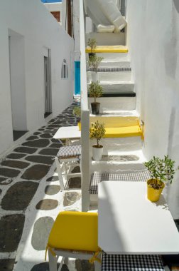 Yunan Çağı deniz adalarındaki mykonos veya mikonos adaları
