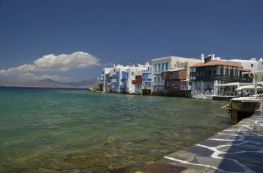 Yunan Çağı deniz adalarındaki mykonos veya mikonos adaları