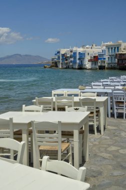 Yunan Çağı deniz adalarındaki mykonos veya mikonos adaları