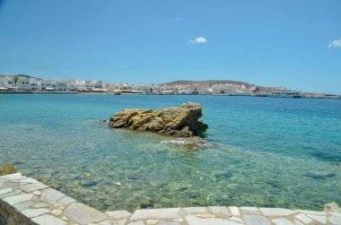 Yunan Çağı deniz adalarındaki mykonos veya mikonos adaları