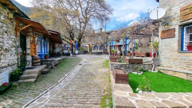 İoannina 'daki geleneksel köy tsepelovo mükemmellik Yunanistan