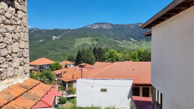 Yunanistan 'ın bahar mevsiminde metsovo şehri