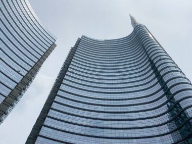 Milano, Isola bölgesi, ticari bina.