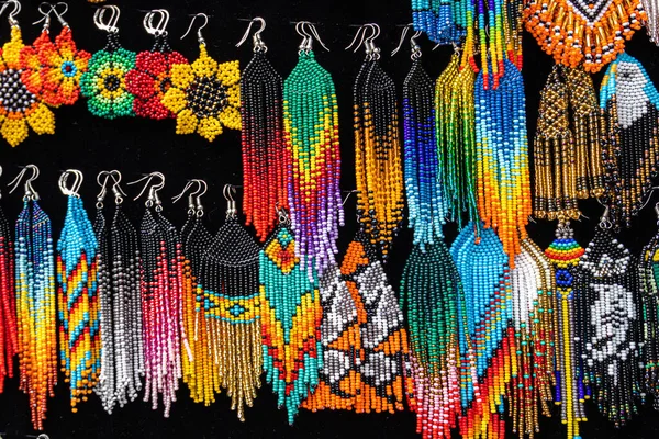 Ohrringe Aus Perlen Traditionell Für Die Ethnische Gruppe Von Saraguro — Stockfoto