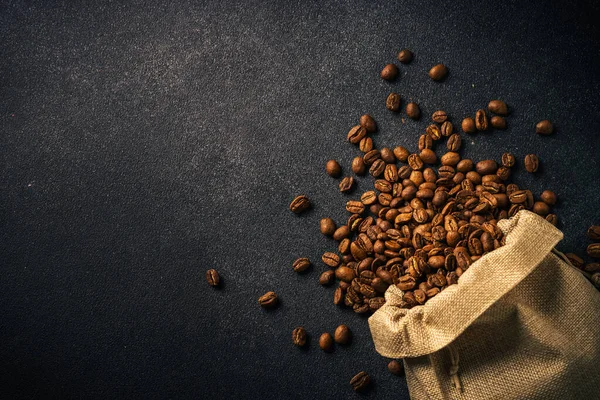 Roasted Coffee Beans Burlap Bag Top View Copy Space — Stock fotografie