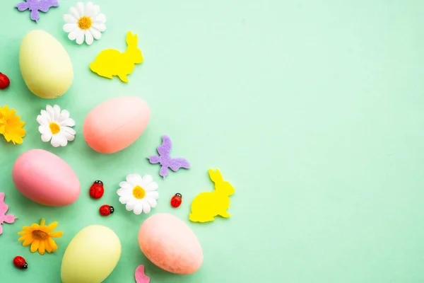 Easter Background Eggs Rabbit Spring Flowers Butterfly Flat Lay Mock — Stock Photo, Image