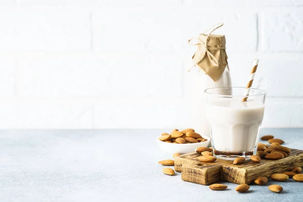 Non Dairy Milk Almond Milk Glass Vegan Product — Fotografia de Stock