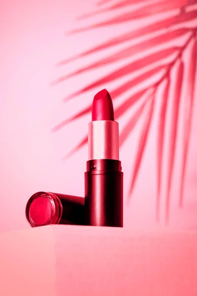 Läppstift Rosa Bakgrund Tonad Bild Makeup Kosmetisk Produkt — Stockfoto