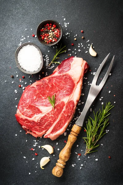 Meat Steak Beef Steak Ribeye Spices Herbs Black Background Top — Stock Photo, Image