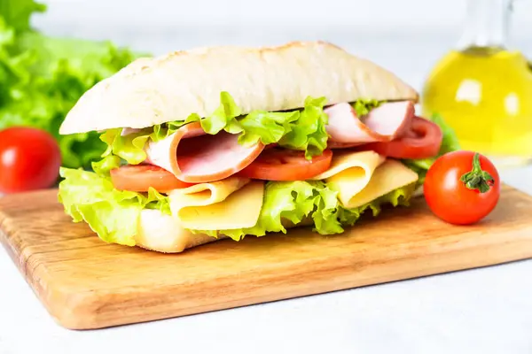 Sandwich Laitue Fromage Tomates Jambon Snack Santé Fast Food Isolé Photos De Stock Libres De Droits