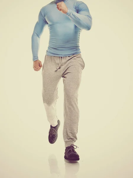 Υγιής Ευτυχισμένος Ισχυρός Άνδρας Τρέχει Λευκό Φόντο Εικόνα Vintage Τόνωση — Φωτογραφία Αρχείου