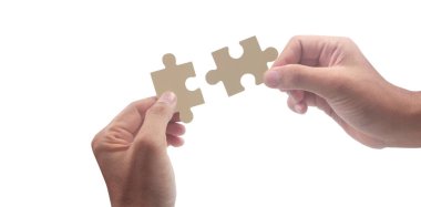 Yapbozu bağlıyorum. İş çözümleri başarı ve strateji kavramı